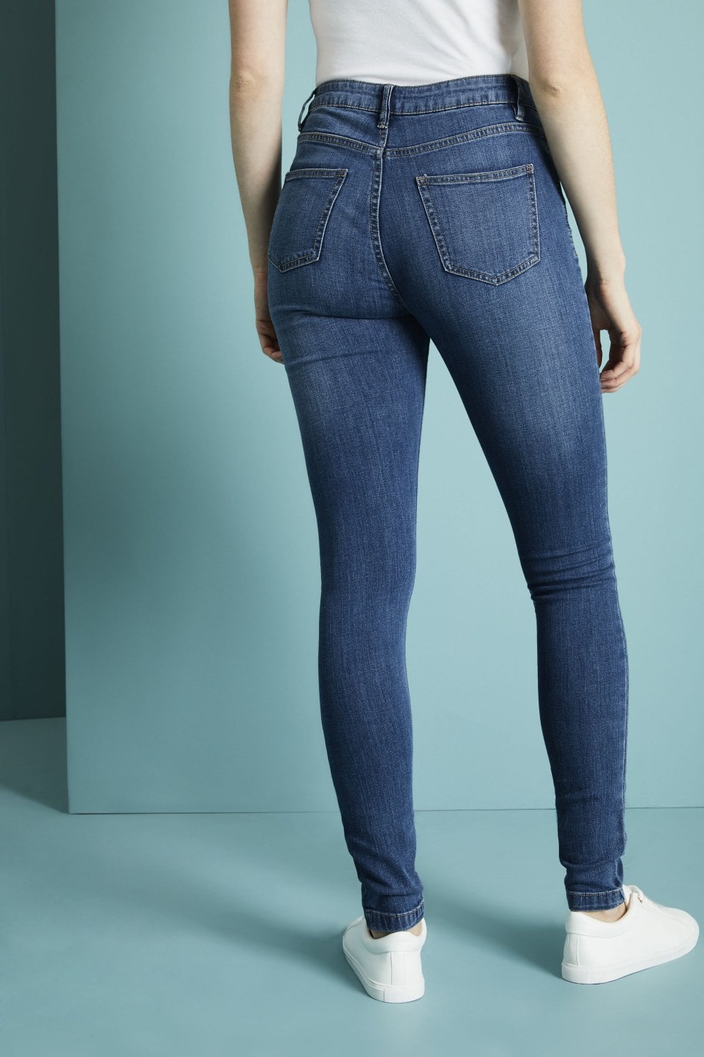 women's blue jeans