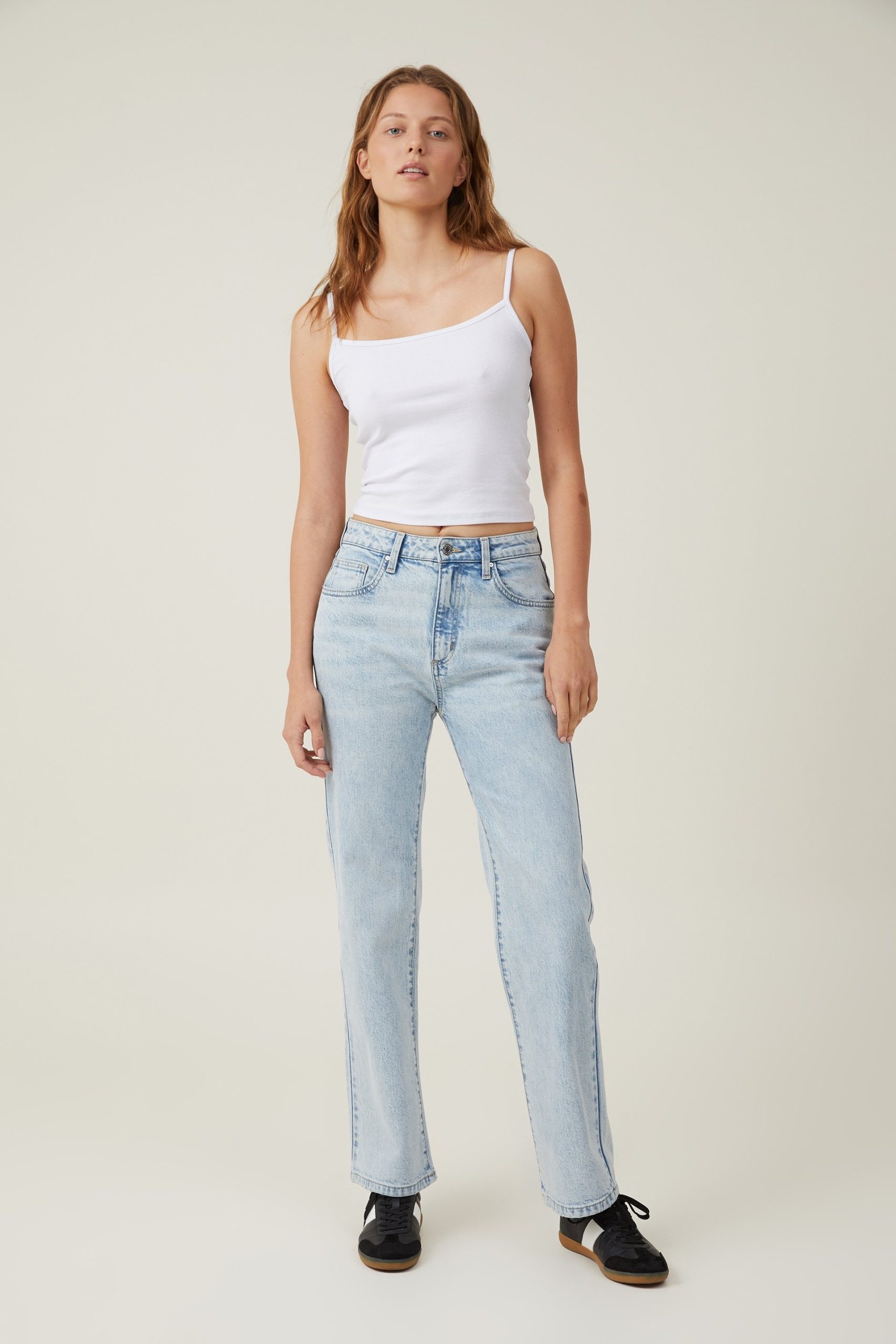 slim fit jeans women