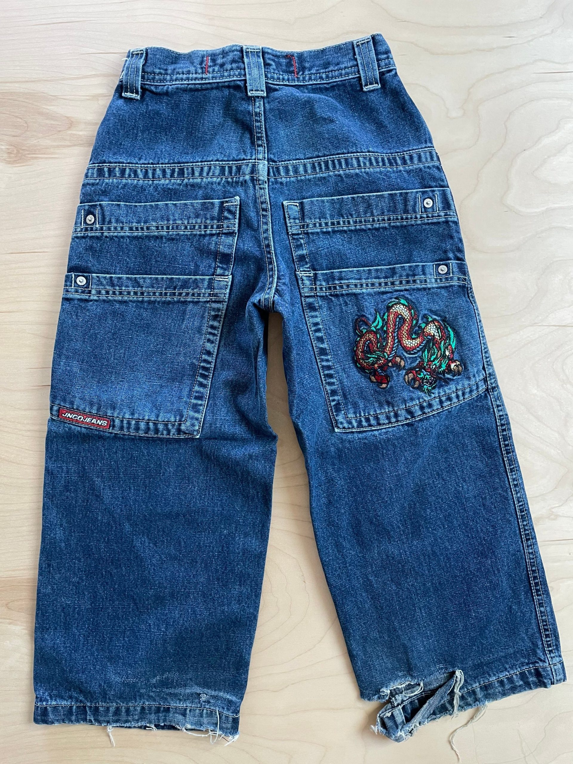 Jnco pants: The Resurgence of it in Contemporary Fashion插图4