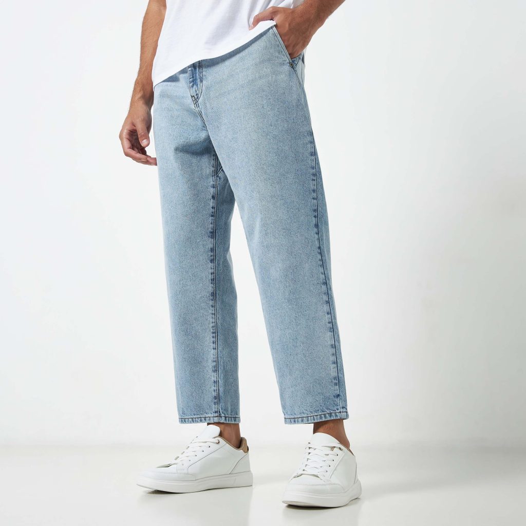 Slouchy jeans