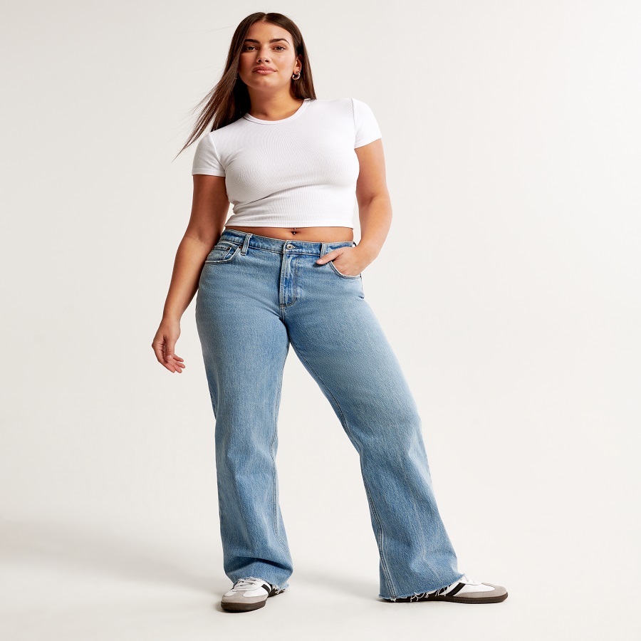 Low Rise Baggy Jeans