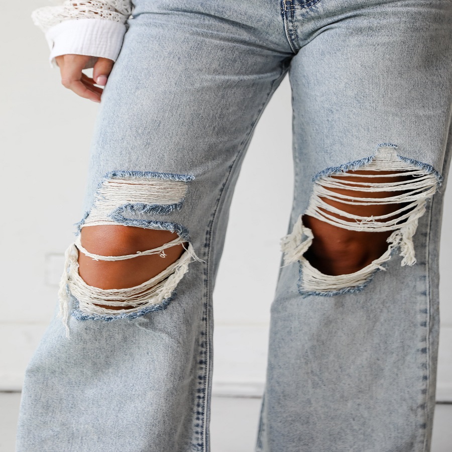 Distressed Jeans Women