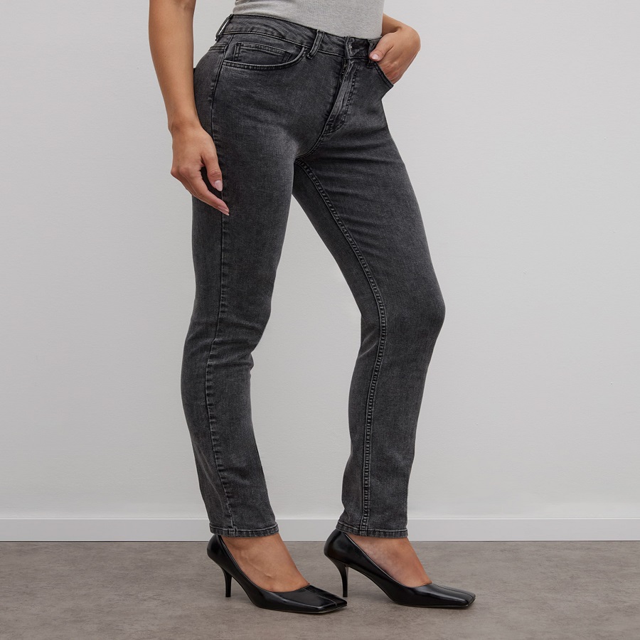 Best Jeans for Tall Women